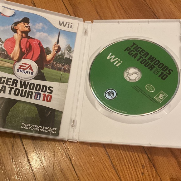 Tiger Woods PGA Tour Wii Nintendo Video Game EA Games - Picture 3 of 4